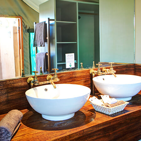 Luxury Tented Bathroom at Fathala Reserve
